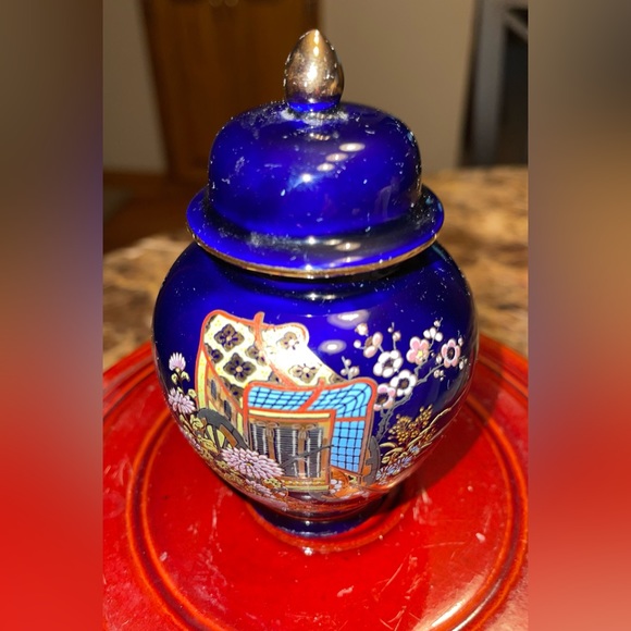 KUTANI Cobalt Blue Ginger Jar - Picture 2 of 7
